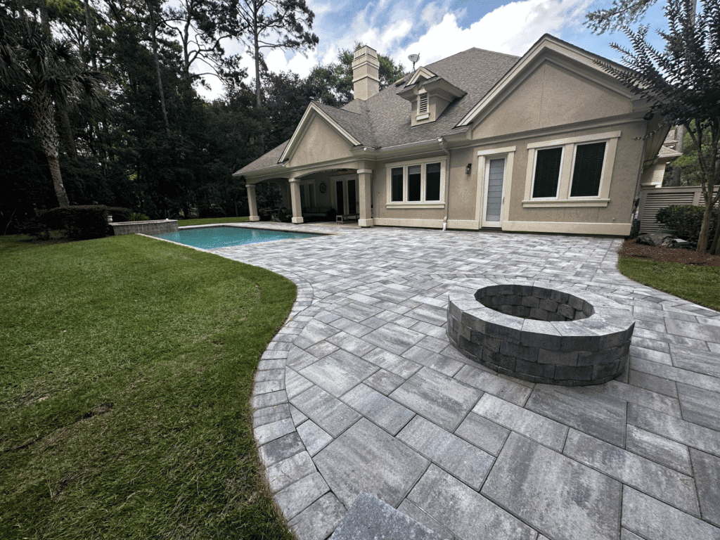 Charleston Edgestone Patio with Palmetto Fire Pit