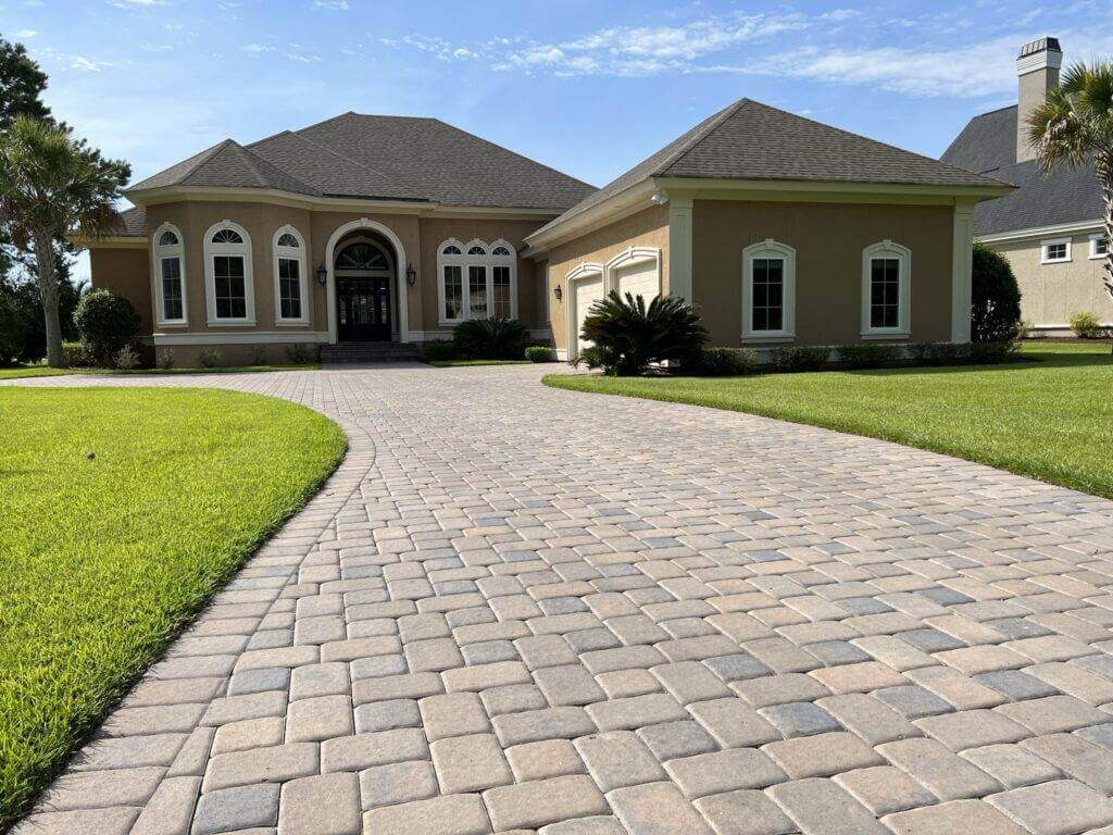 2 Piece Lowcountry Cobble Driveway